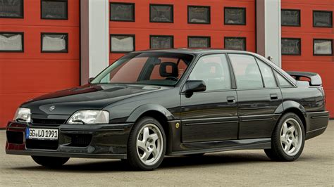 opel omega a lotus.